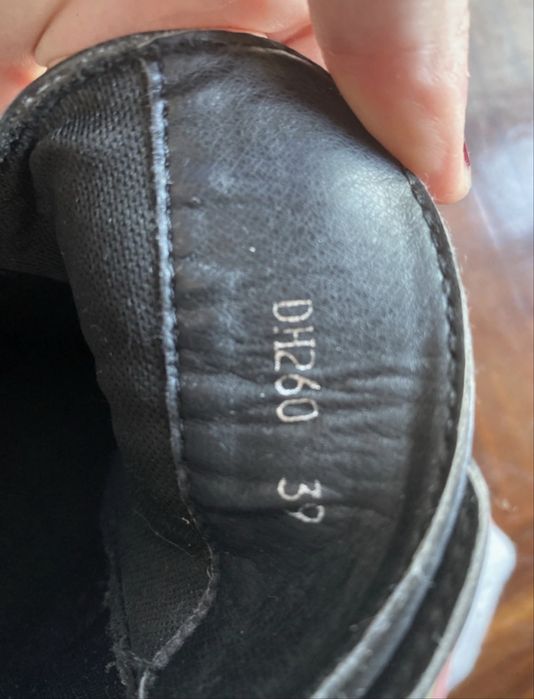 Botas da marca Cink-me