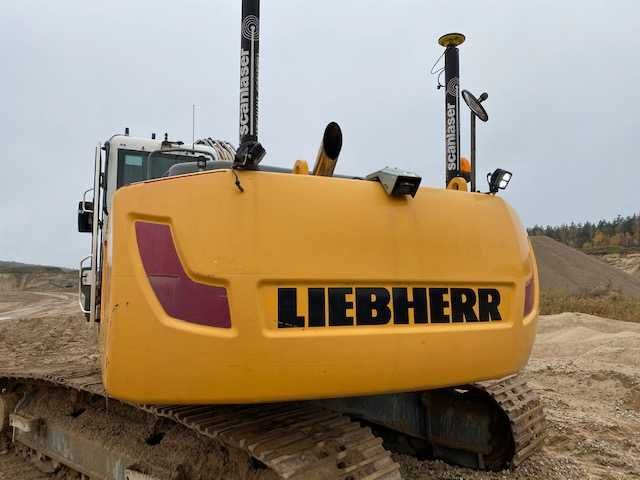 Liebherr 926 long  system  3D Leica