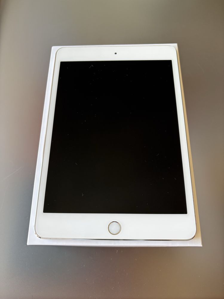 Ipad mini 4 prateado