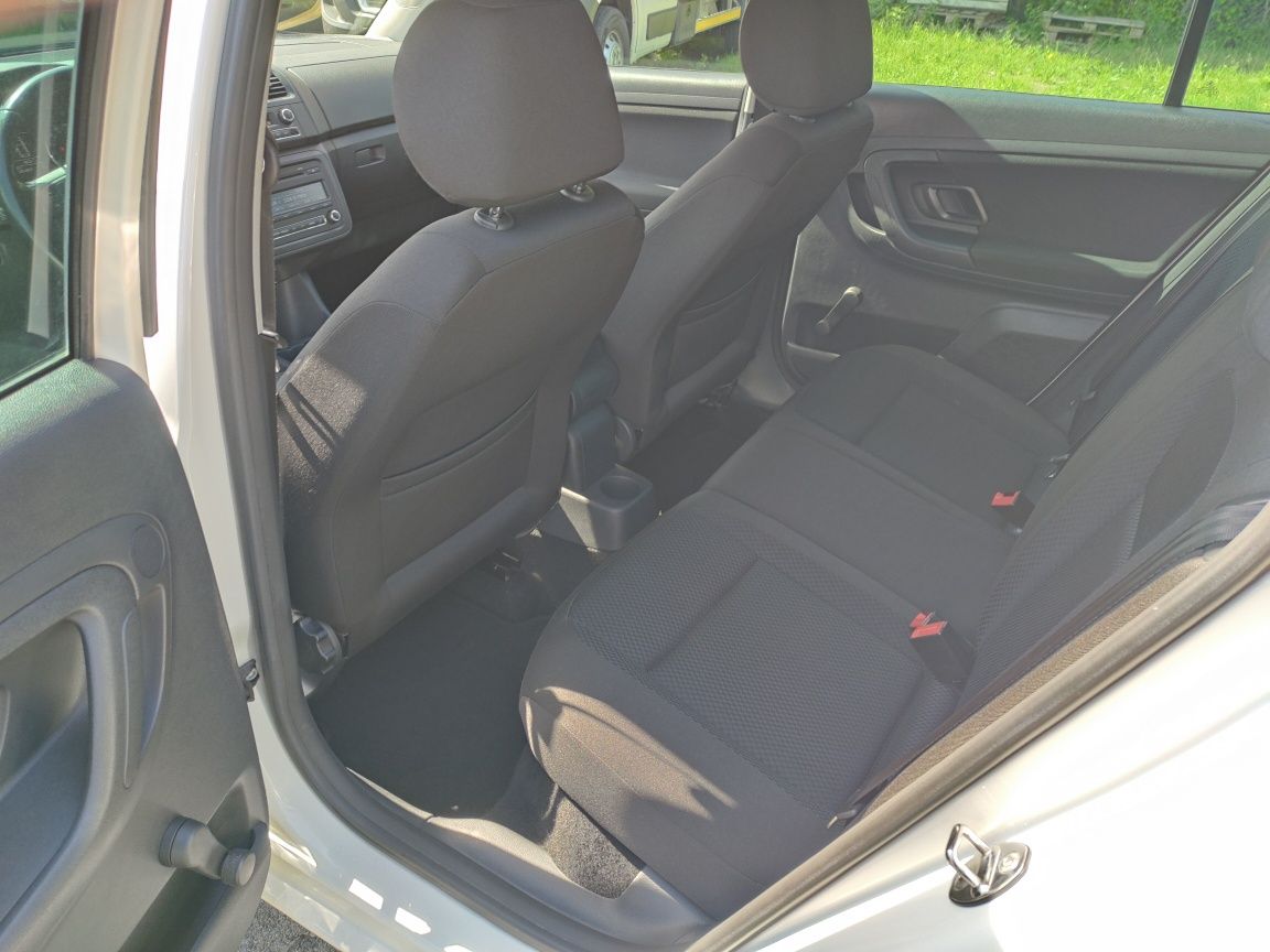 Skoda Fabia 1.2 TSI 85KM Lift 2012r Klimatronic,PDC,Hak, Super Stan