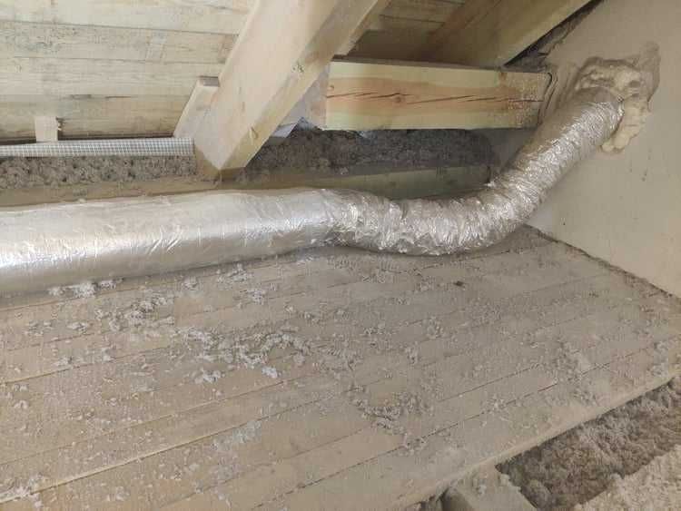 Wdmuchiwanie ocieplenie poddaszy wełna izolacje Termomodernizacja