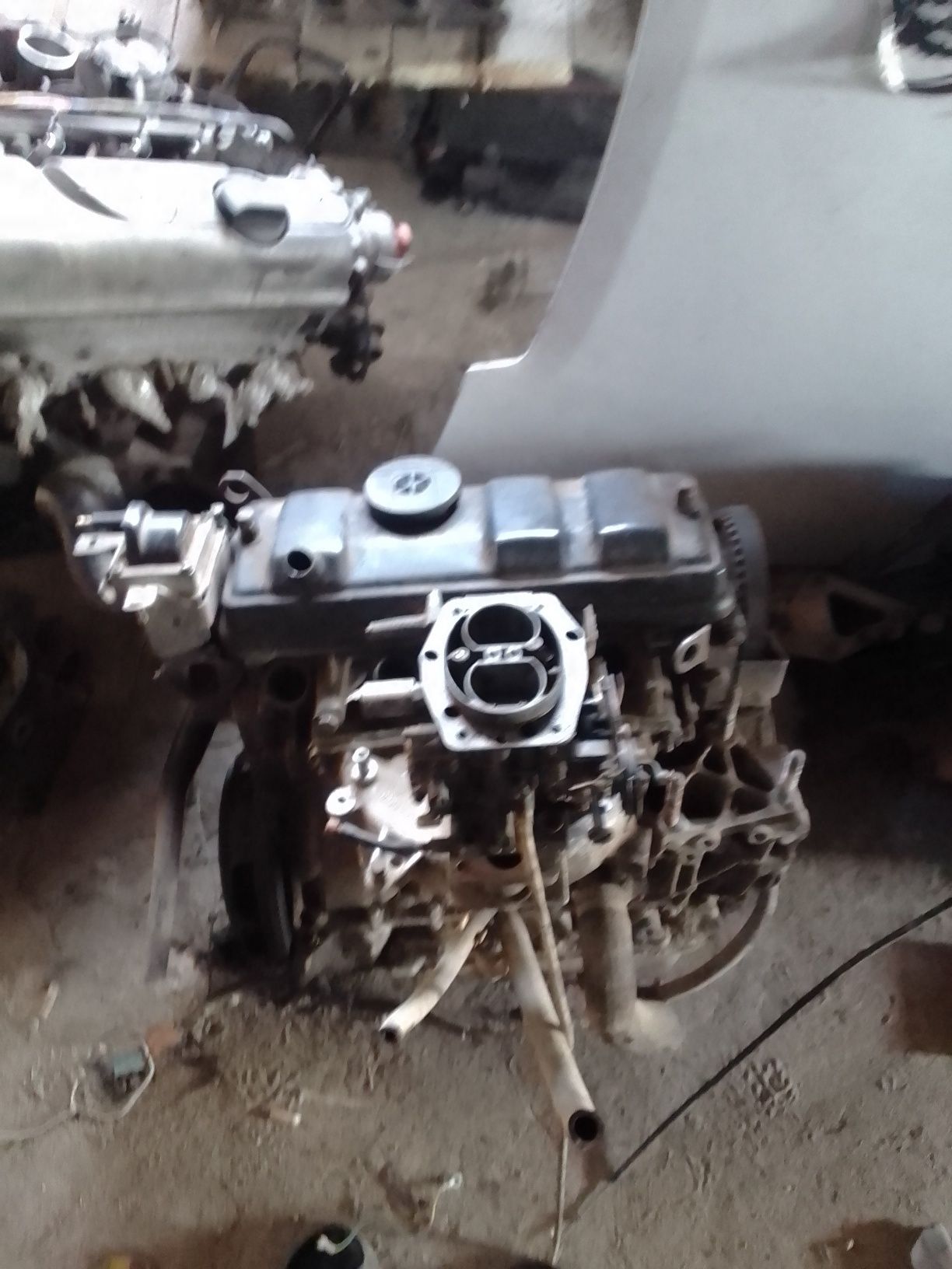 Задня балка саманд Пежо 405