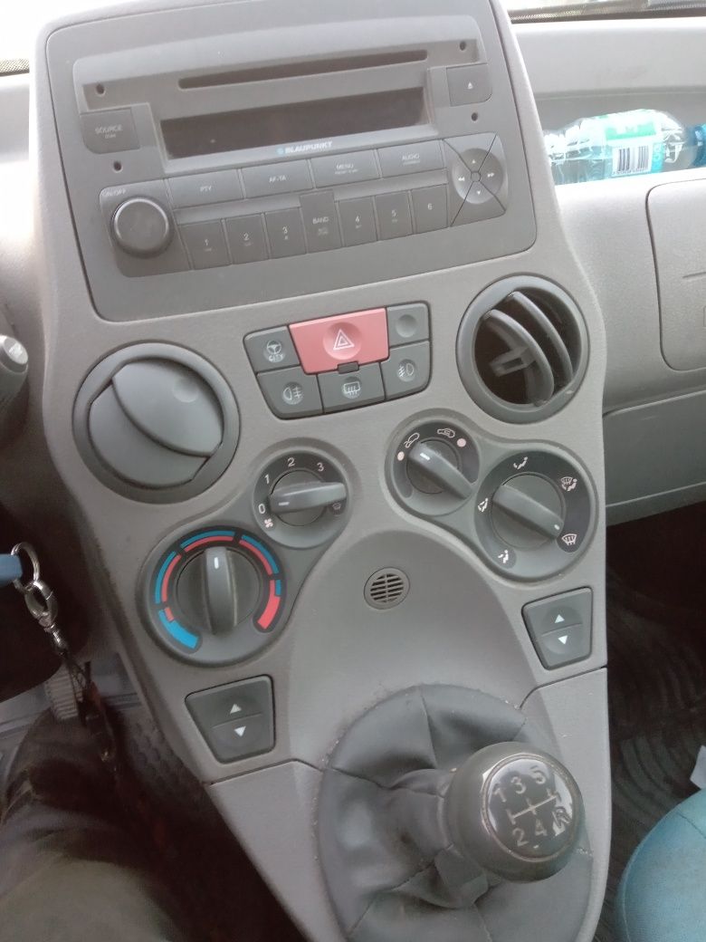 Fiat panda 1,2benzyna 2003r