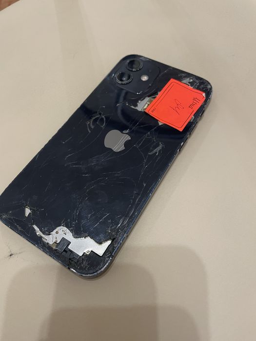 Продам iphone 12