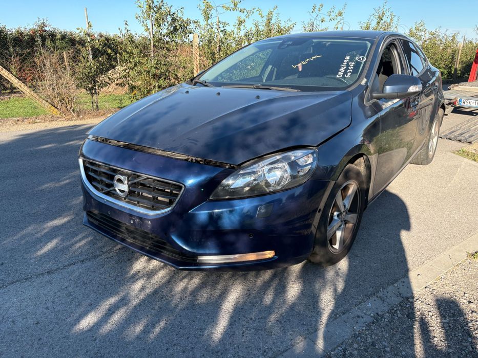 Volvo V40 II 2 2013 rok 2.0 D automat w całości na części bez prawa re