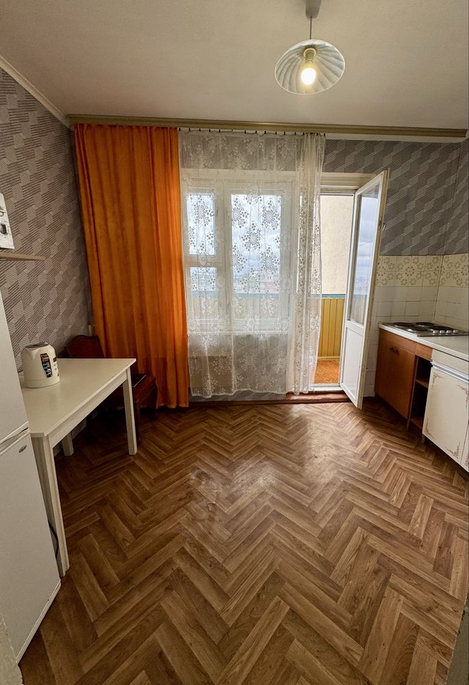Терміново! Продаж просторої 2 кімнатної квартири 56 кв.м Троещина .