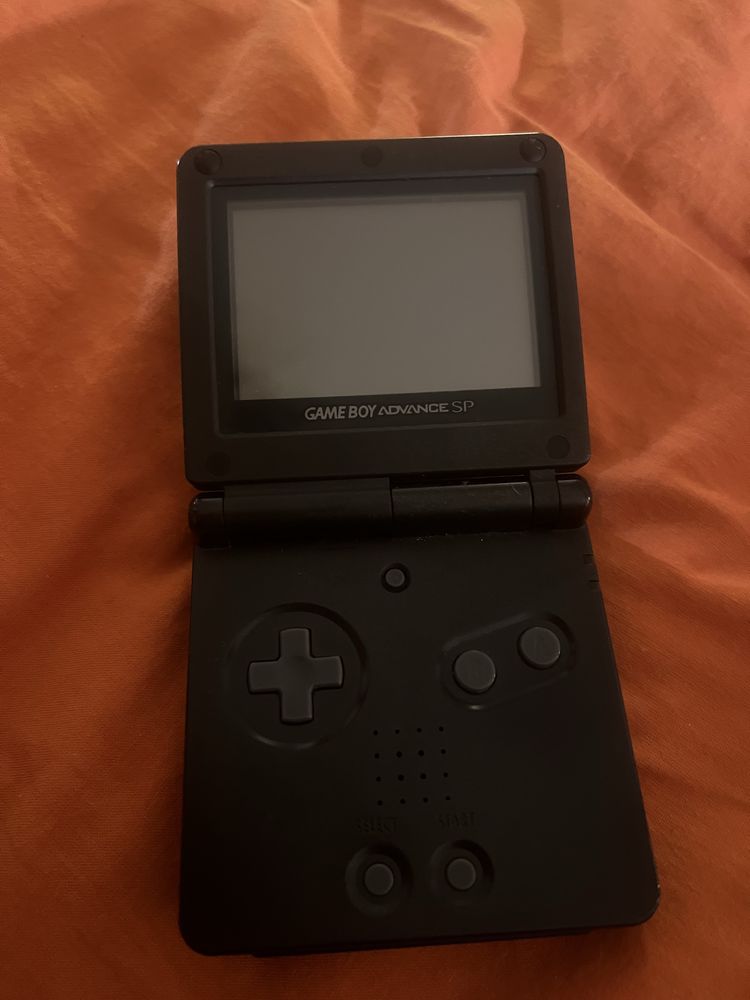 Game Boy advance SP + 369 jogos