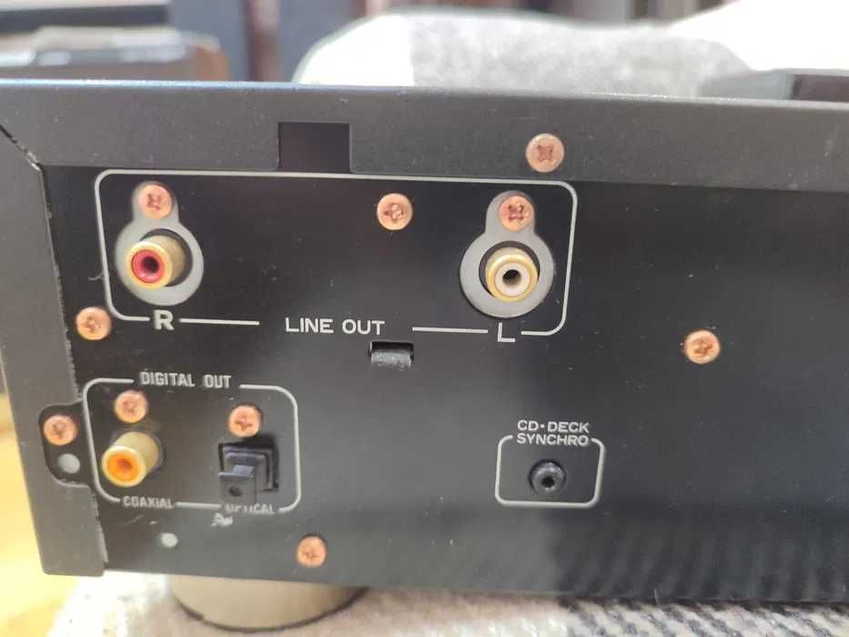 Топовий CD-програвач Pioneer PD 9700