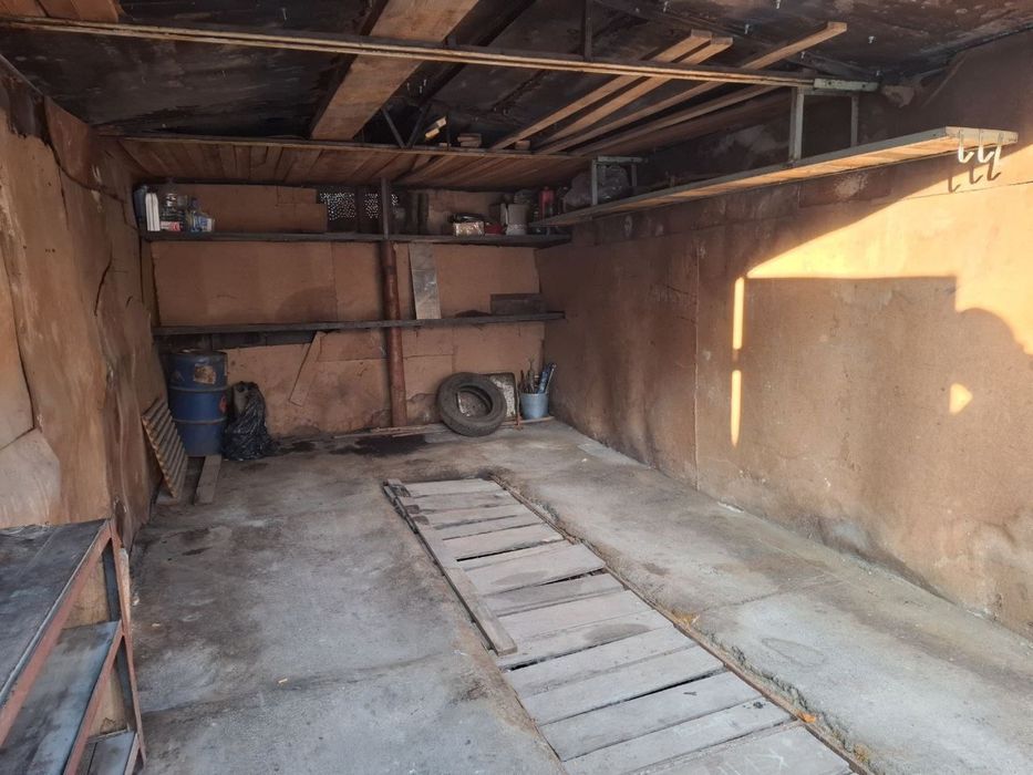 Гараж з землею. Центр/Північний. Кооператив Стартер