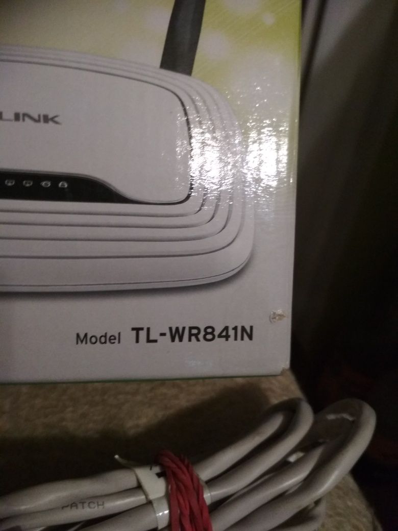 Sprzedam router bezprzewodowy TP-LINK TL-WR841N