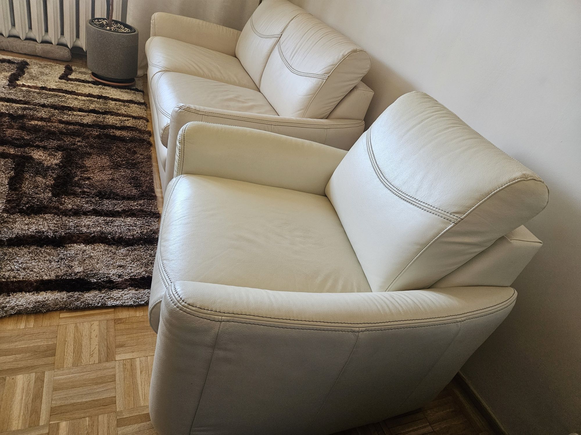 Wypoczynek skórzany kremowy kanapa i fotel 2+1