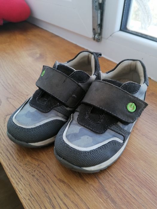 Кросівки 24 р  натуральна шкіра