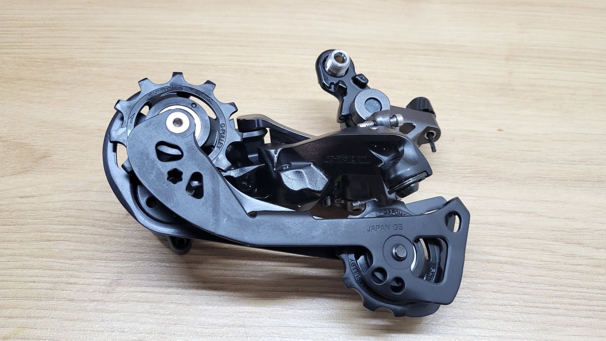 Shimano GRX RD-RX812 Shadow+ задній перемикач