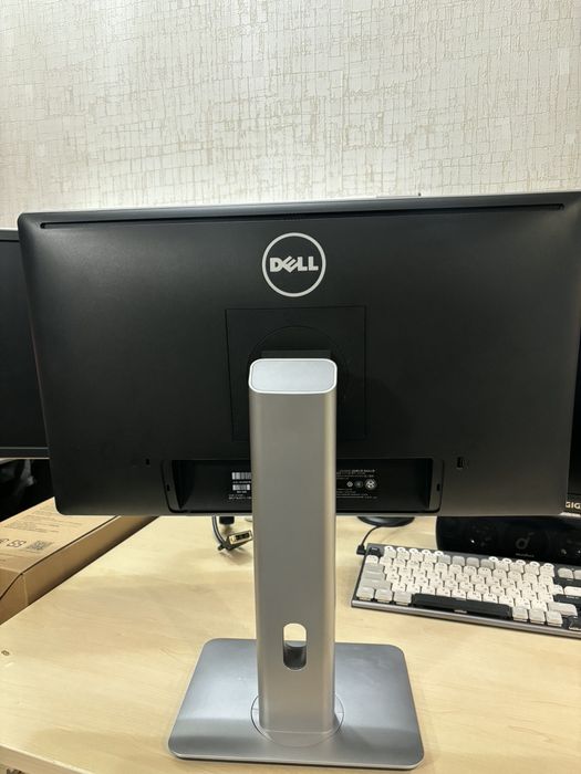 Монітор Dell 22" p22114hb