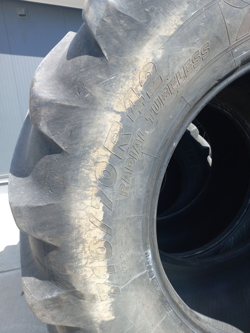 Шини 710 70 r42 MICHELIN.Для сільгосптехніки