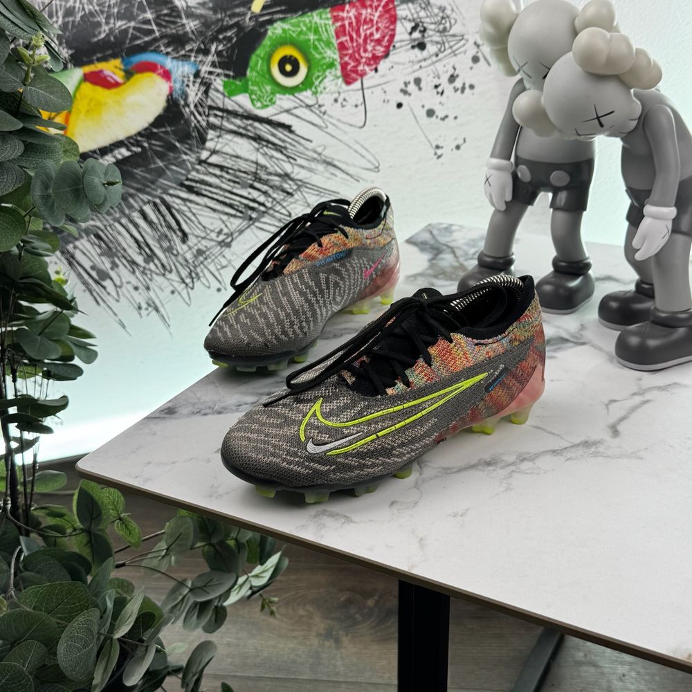 Бутси копочки Nike Phantom GX 37 розмір 3820
