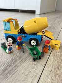 Lego. Wóz budowlany. Betoniarka