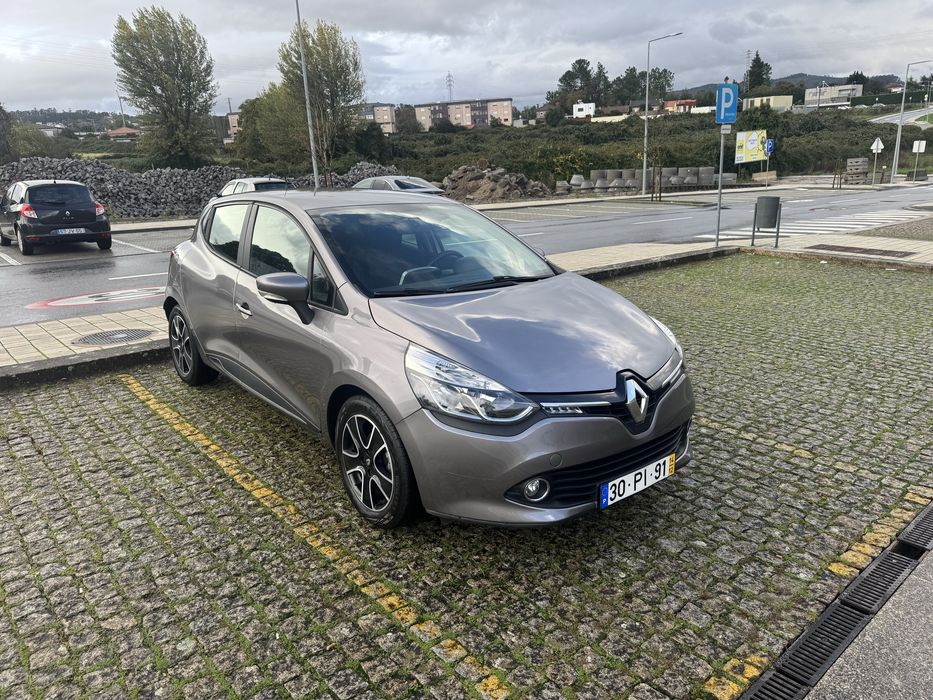 Renaul Clio Hatchback  TCe 90 - 2014