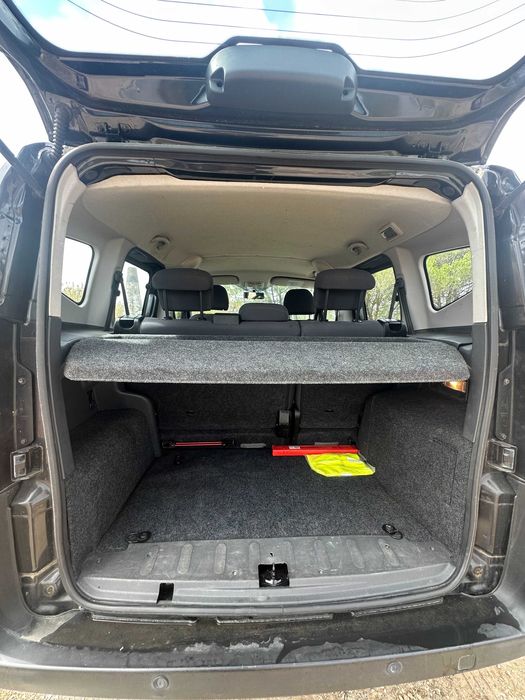 Peugoet bipper 2010