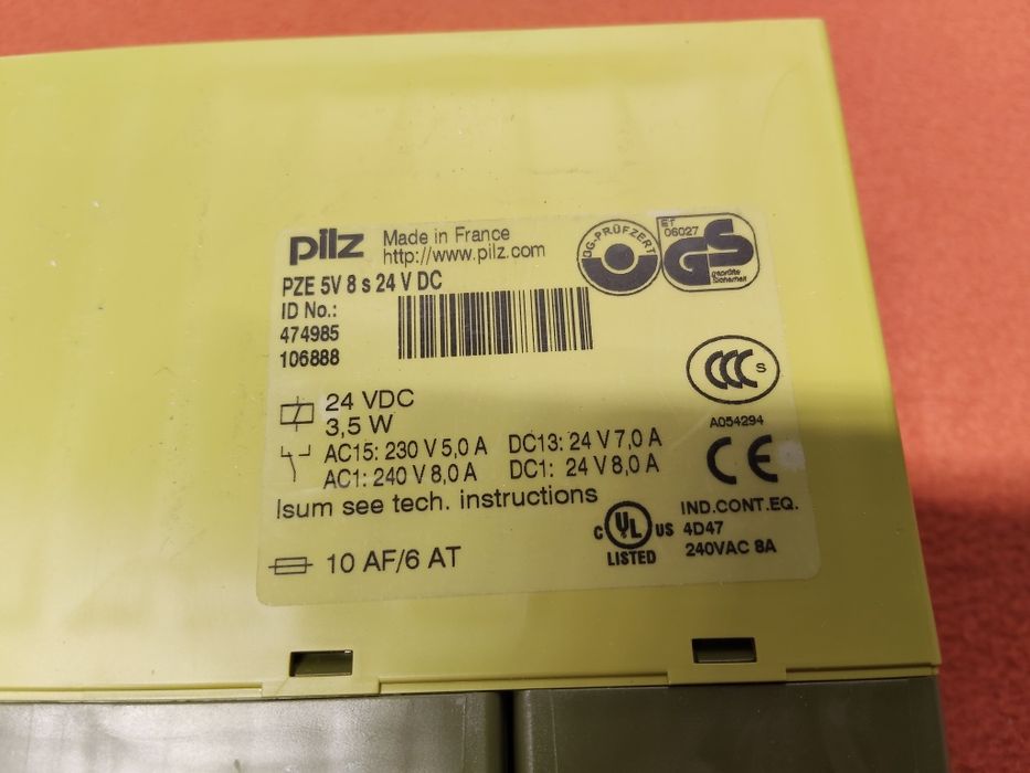 Przekaźnik bezpieczeństwa Pilz