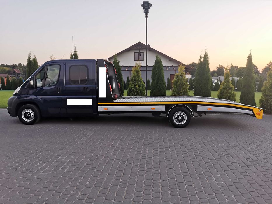 Wynajem lawety 7 osób Pomoc Drogowa Wypożyczalnia Autolaweta