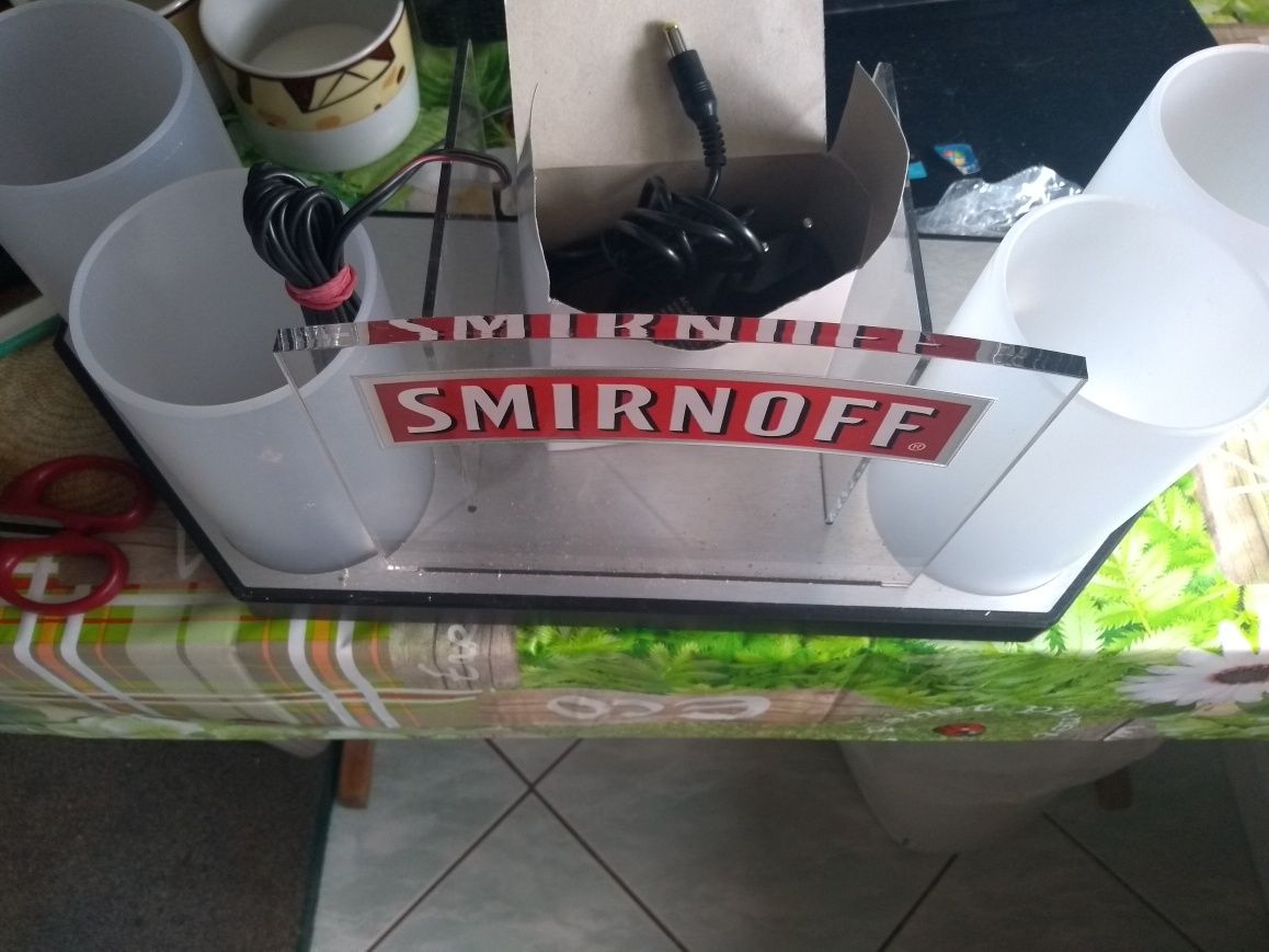 Reklama Smirnoff