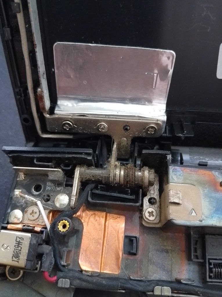Lenovo y510p - zawiasy, zestaw