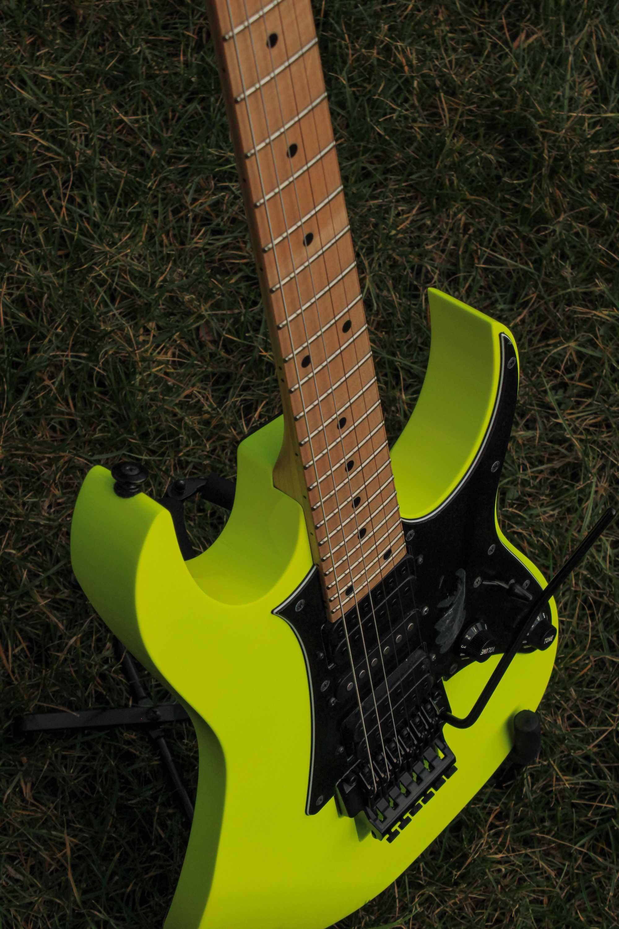 IBANEZ RG550 Genesis DY Japan ideał niemal nowa - lutniczo ustawiona