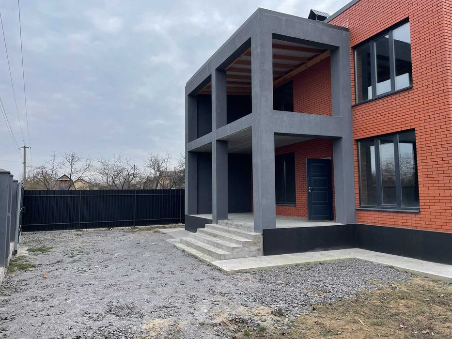 Продам будинок на Вінницьких хуторах.