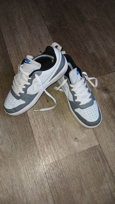 кросівки    Nike