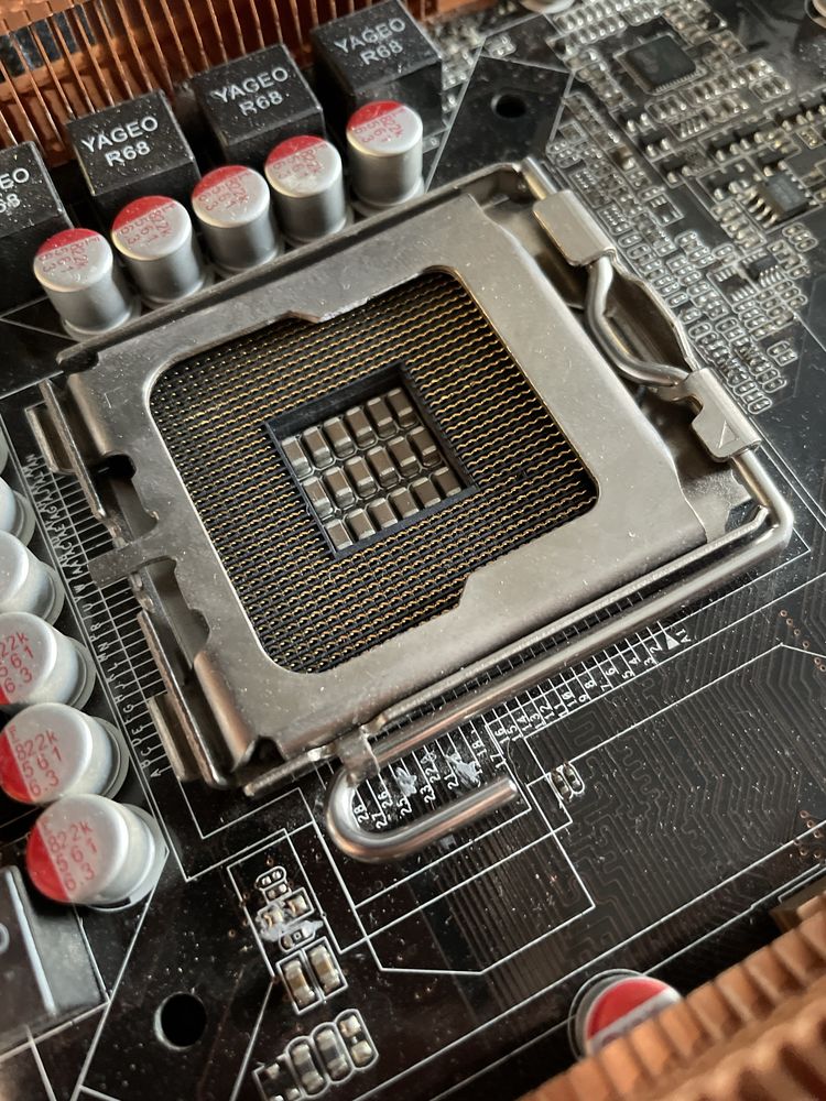 Komputer retro / Core 2 Duo / GeForce 9800 GT / Asus P5Q-E gratis