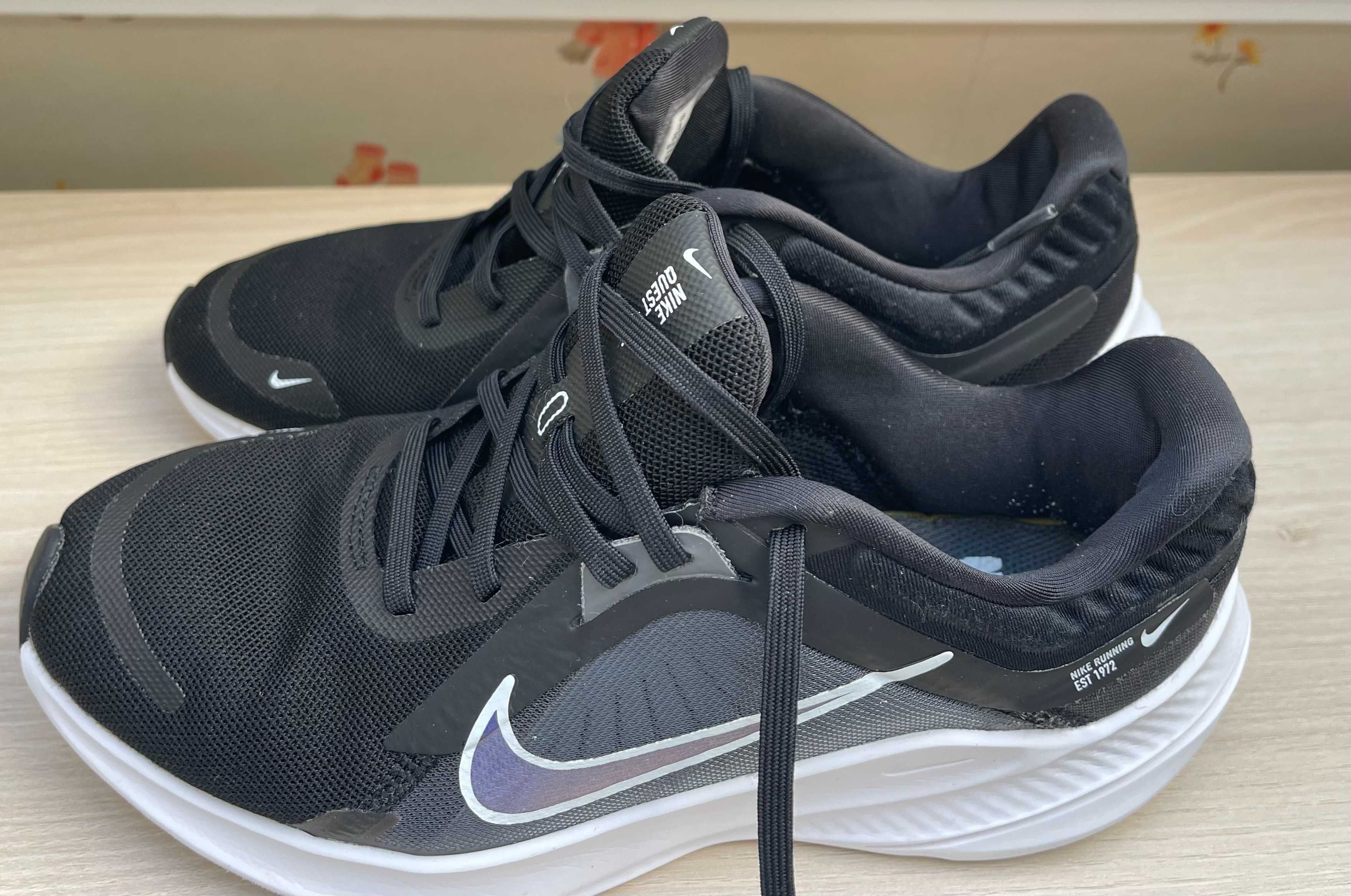 Кросівки жіночі Nike