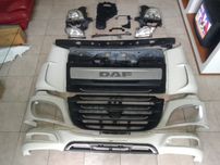 Daf 106 lift maska,grill,lampy,sterowniki,zderzak ,szyby etc