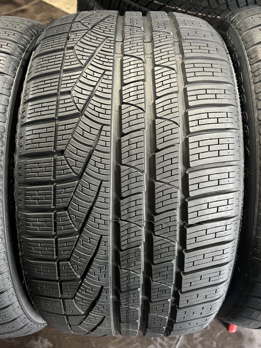 285/30/19+255/35/19 R19 Pirelli Sottozero Winter 240 4шт зима