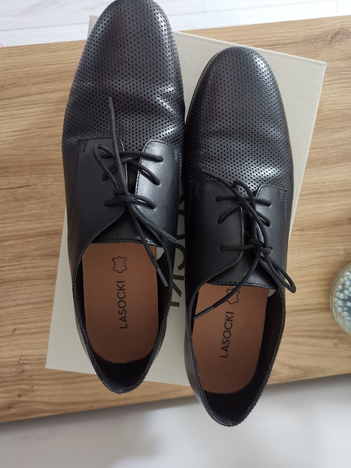 Buty damskie eleganckie Lasocki 41 czarne półbuty