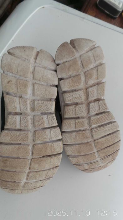 детская обувь б/у размер 25, стелька 16 см