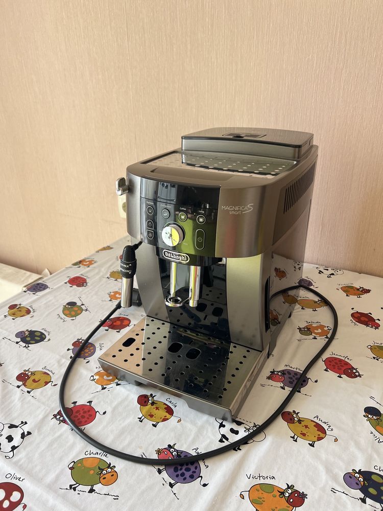 Кавомашина  DeLonghi