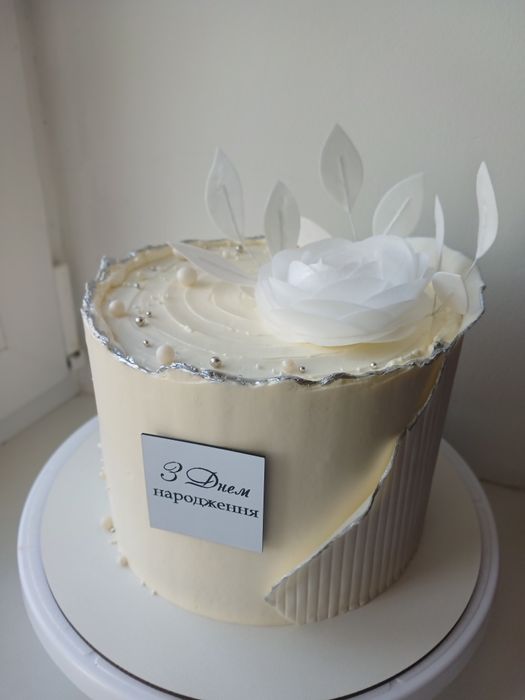 Торти на замовлення