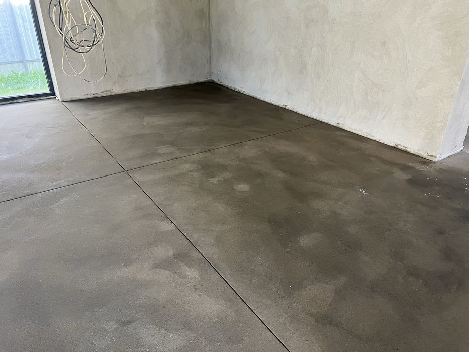 Стяжка підлоги (напівсуха)