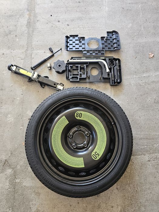 Zestaw Audi A4 A5 A6 S4 S5 S6 dojazdowka lewarek komplet