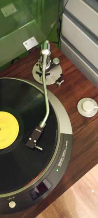 Gramofon Denon DP-50L Direct Drive Quartz