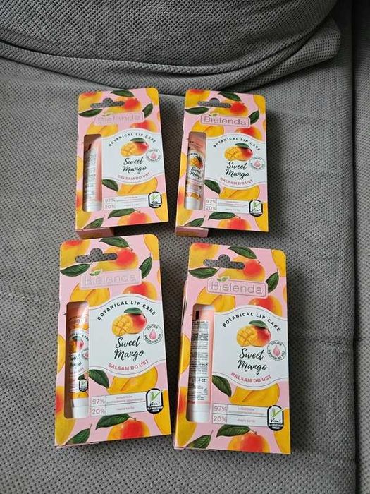 4x Bielenda Sweet Mango pomadka ochronna, balsam maska do ust, 10g