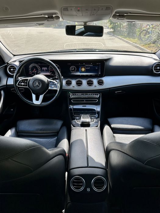 Mercedes-Benz  E 220d W213 Avantgarde