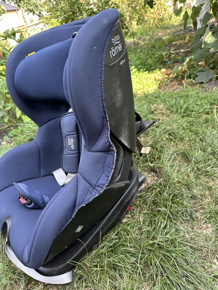 Автокрісло Britax Romer Isofix