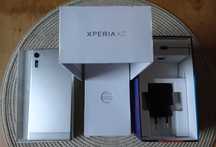 Telefon SONY XPERIA XZ jak nowy,plus etui,cena 220 zl.