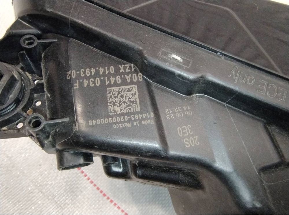 Фари, фара права, ліва AUDI Q5 FULL LED 2021-2025рік