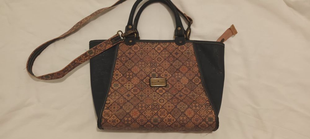 Mala em couro granulado Dooney&Bourke+ oferta