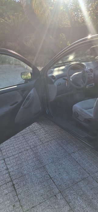 Carro em muito bom estado