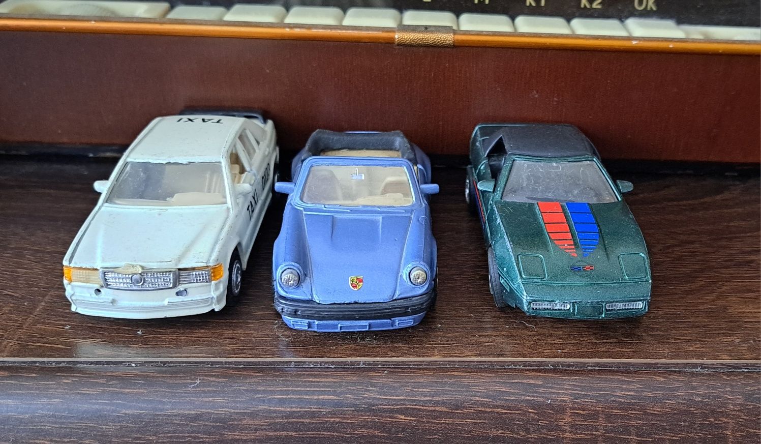 Modele starych samochodów