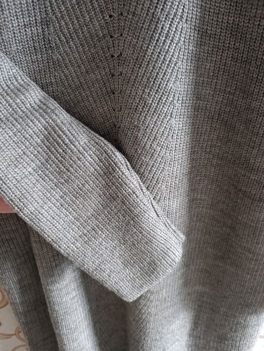 Тепла в'язана сукня